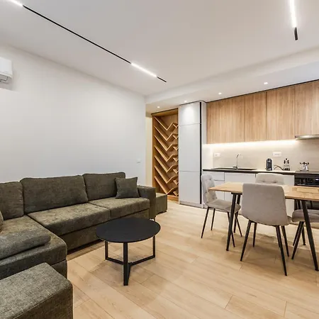 Appartement A&h Azure 2br By Pikhost Vlorë